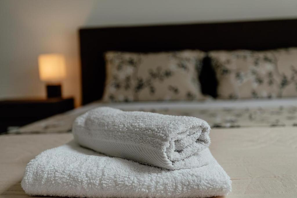 Apartments Joy Херцег Нови Екстериор снимка
