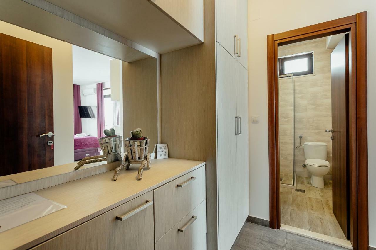 Apartments Joy Херцег Нови Екстериор снимка