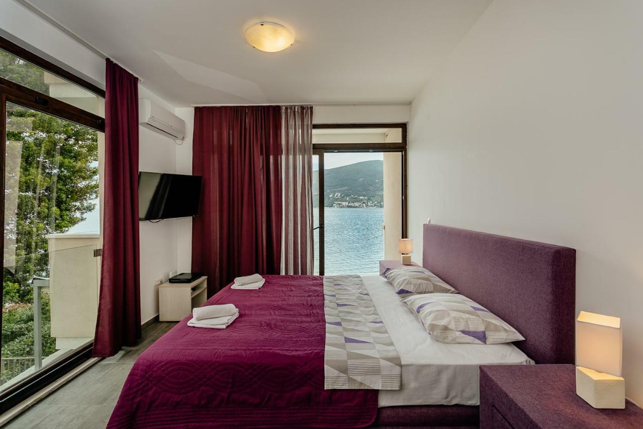 Apartments Joy Херцег Нови Екстериор снимка