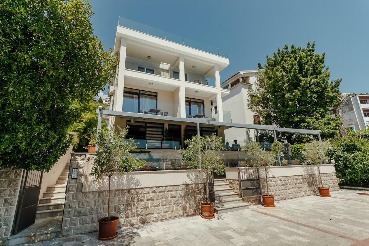 Apartments Joy Херцег Нови Екстериор снимка